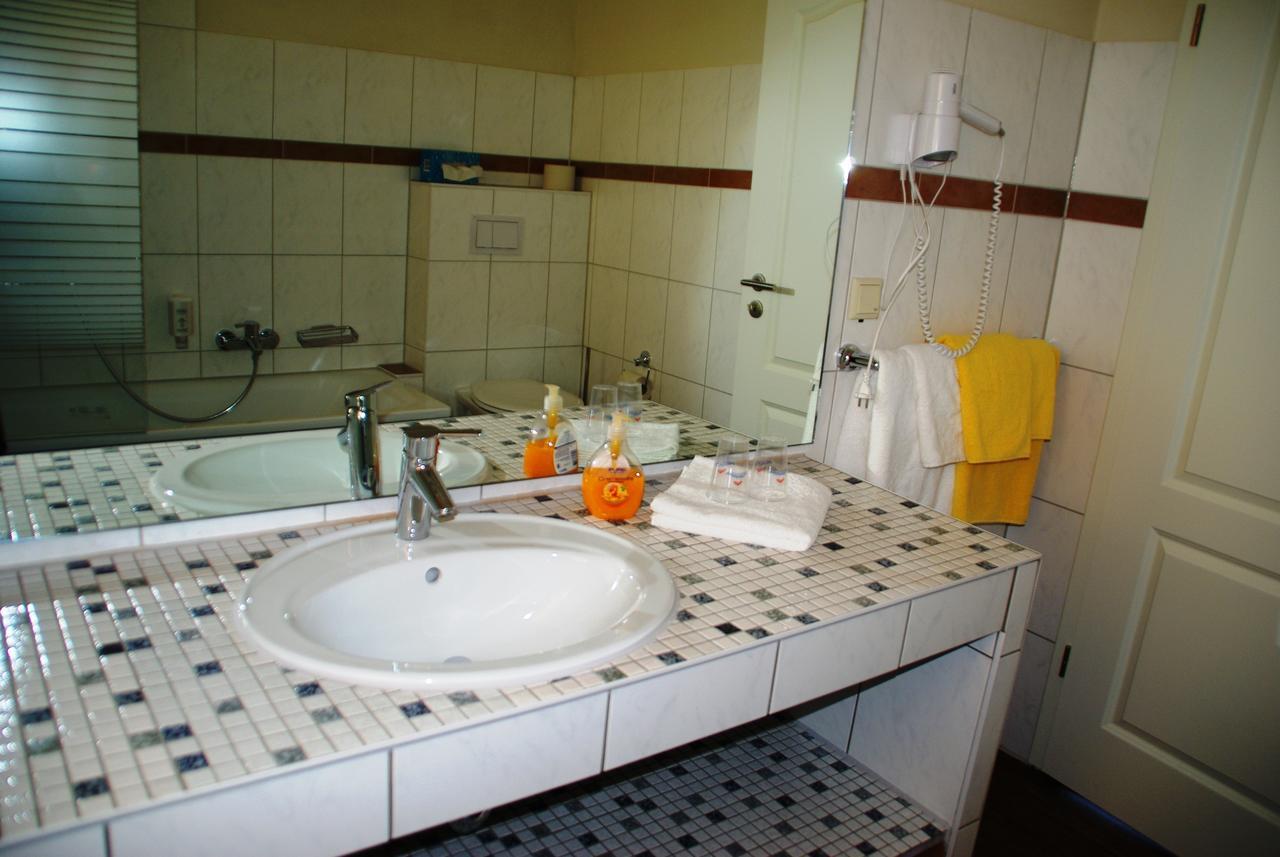 Landhotel Heidekrug ドーマ 部屋 写真